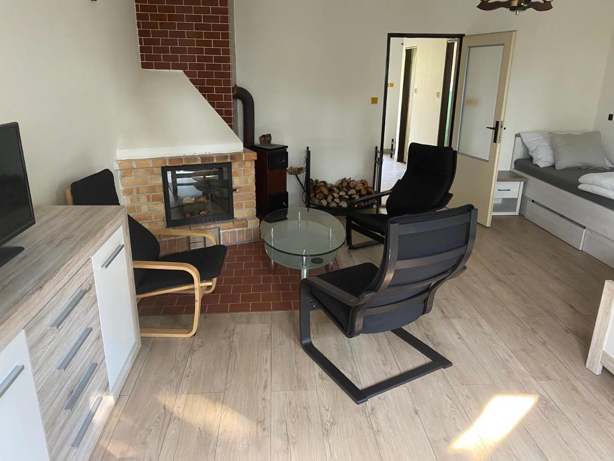 Apartmán Pod Mandloní Starovice Exteriér fotografie
